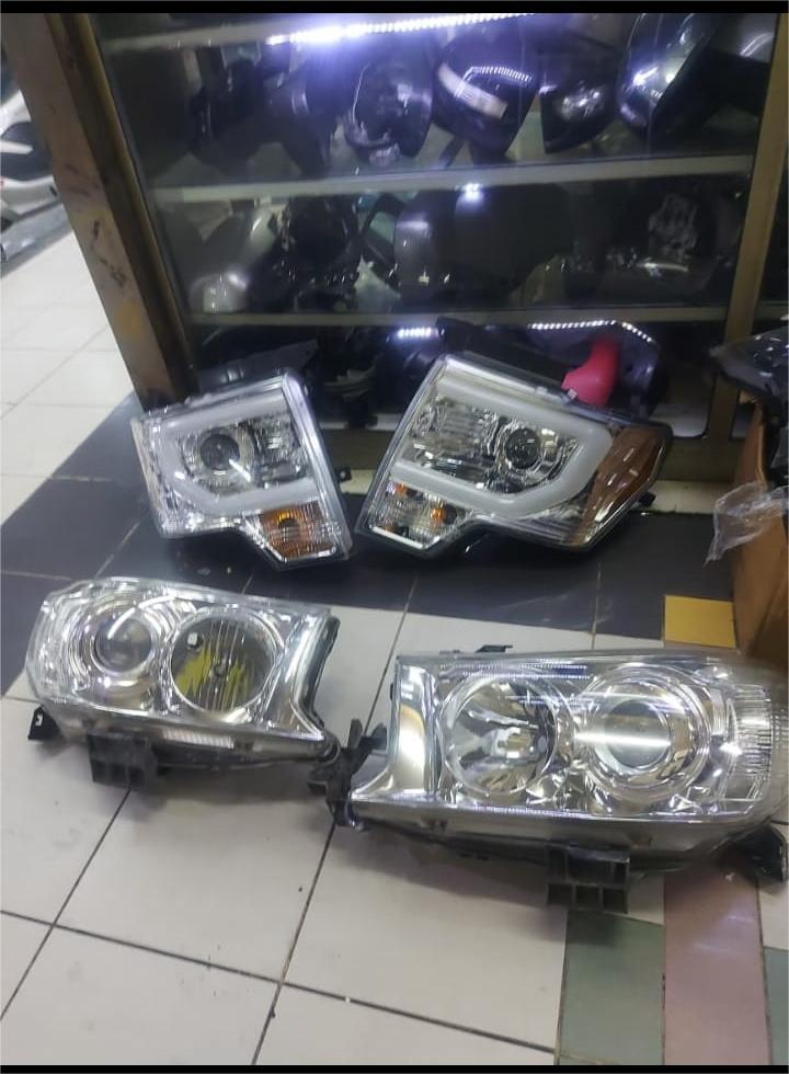 lampu depan kanan kiri